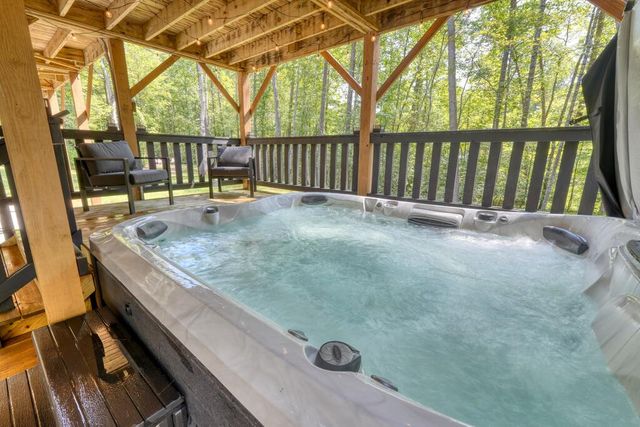 125 Franklin Hills Way, Blairsville, GA 30512