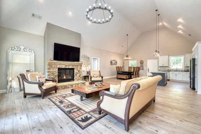 125 Franklin Hills Way, Blairsville, GA 30512