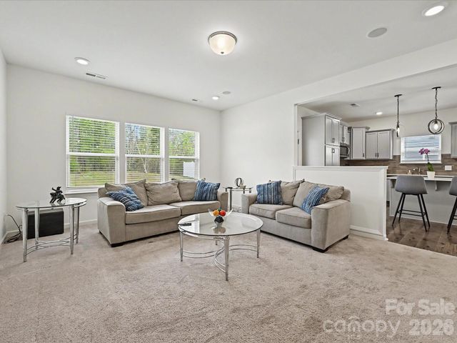 5125 Arbordale Way, Mount Holly, NC 28120