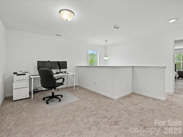 5125 Arbordale Way, Mount Holly, NC 28120