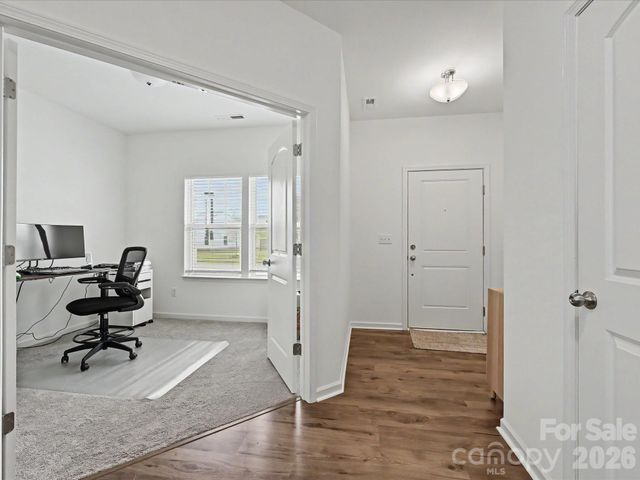 5125 Arbordale Way, Mount Holly, NC 28120