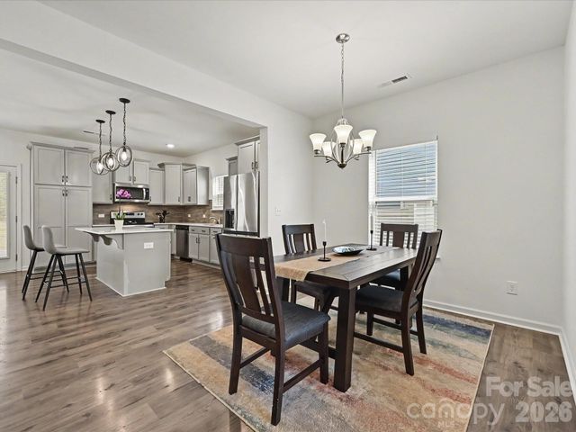 5125 Arbordale Way, Mount Holly, NC 28120