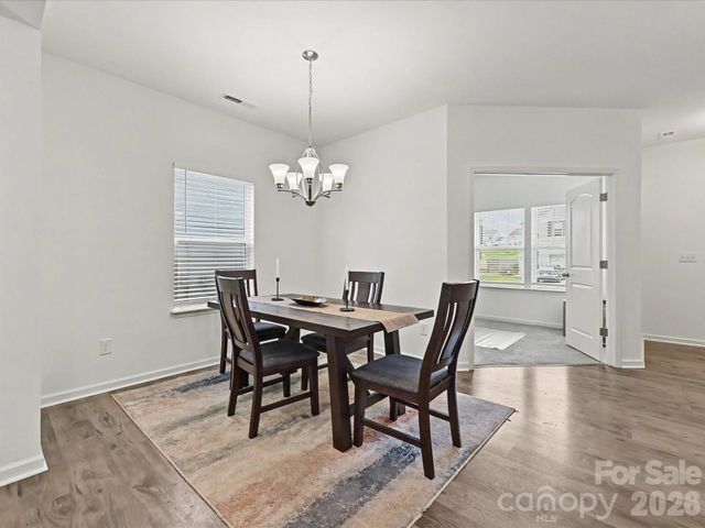 5125 Arbordale Way, Mount Holly, NC 28120