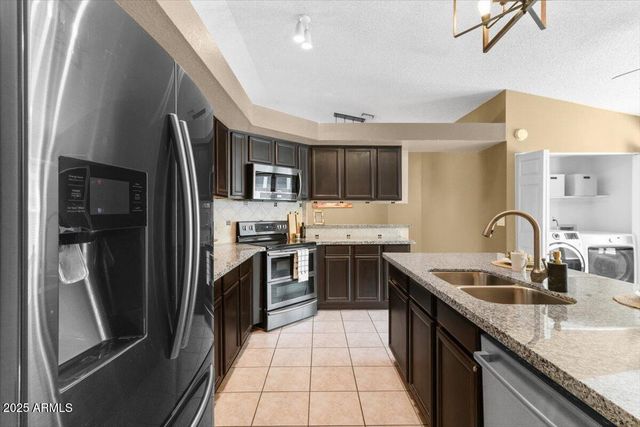 5144 W SWEETWATER Avenue, Glendale, AZ 85304