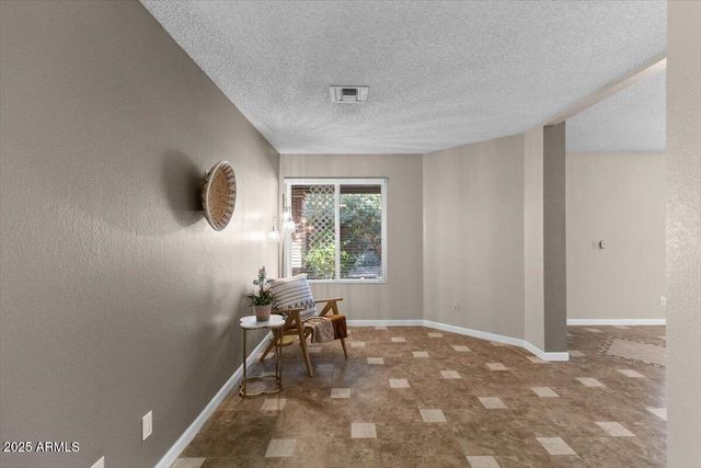 5144 W SWEETWATER Avenue, Glendale, AZ 85304