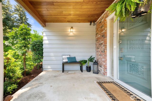 8019 Shadywood Lane SW, Lakewood, WA 98498