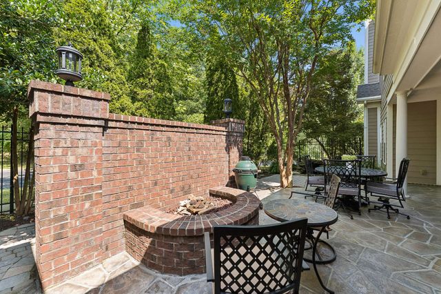 1201 Stoney Point Ln, Franklin, TN 37067