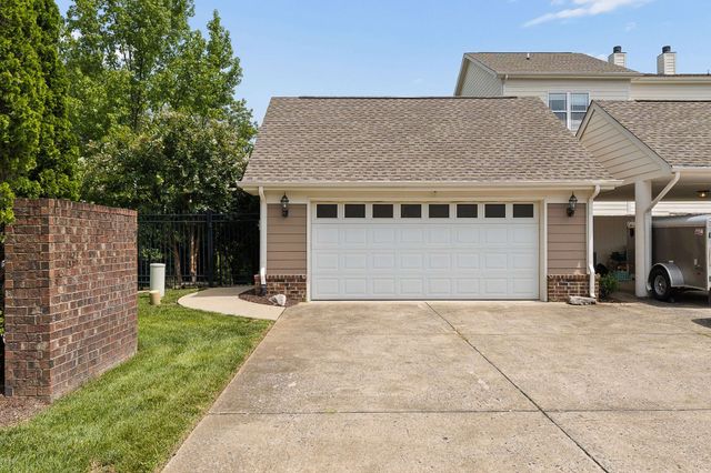 1201 Stoney Point Ln, Franklin, TN 37067