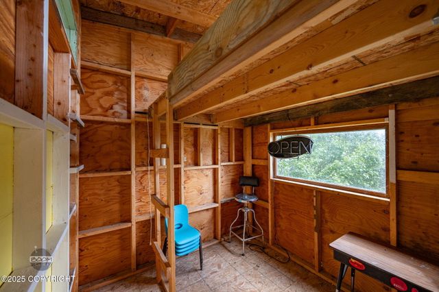 22035 Upper Canyon Drive, Eagle River, AK 99577