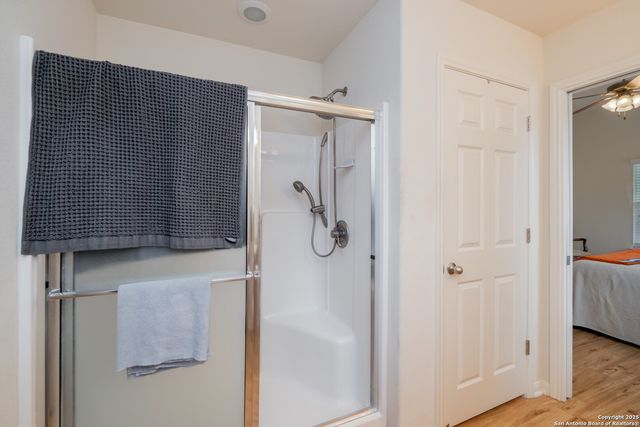 1737 Scenic View Dr, Canyon Lake, TX 78133