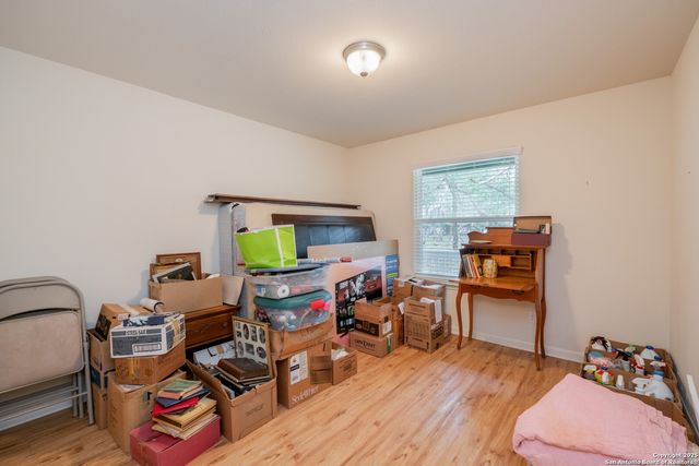 1737 Scenic View Dr, Canyon Lake, TX 78133