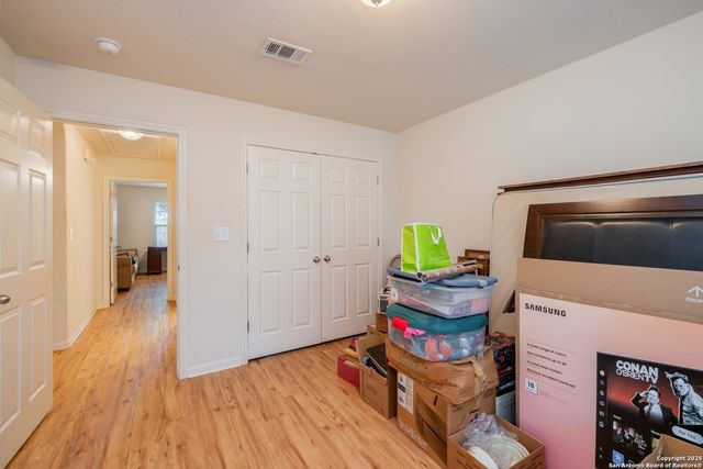 1737 Scenic View Dr, Canyon Lake, TX 78133