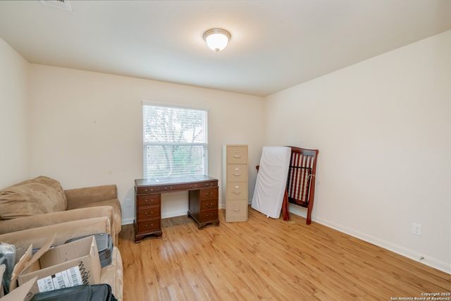 1737 Scenic View Dr, Canyon Lake, TX 78133