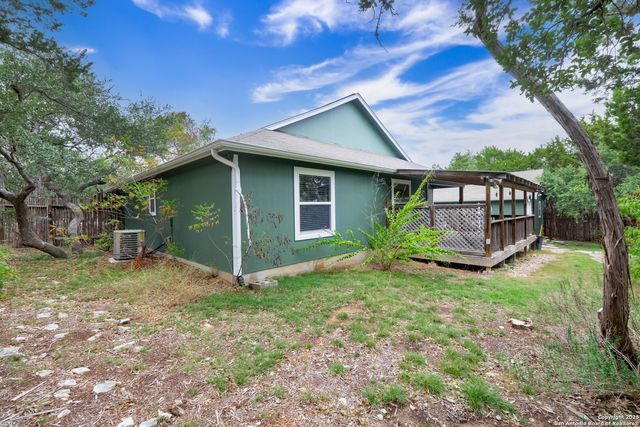 1737 Scenic View Dr, Canyon Lake, TX 78133