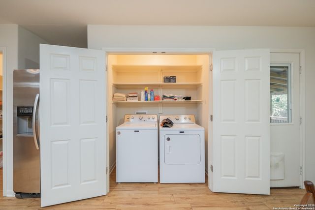 1737 Scenic View Dr, Canyon Lake, TX 78133