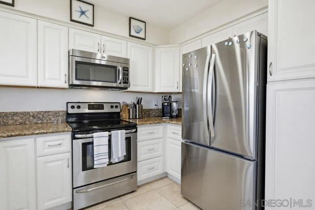 1029 Turnstone Way, Oceanside, CA 92057