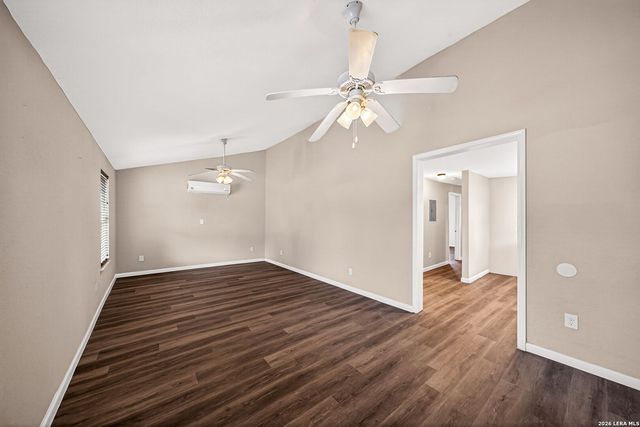 215 Prosperity Dr, San Antonio, TX 78237