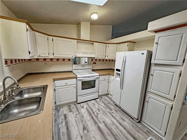 5600 Doubletree Road, Pahrump, NV 89061