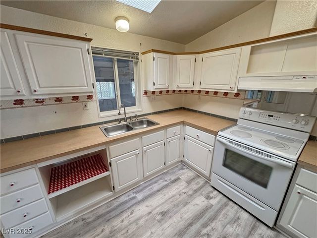 5600 Doubletree Road, Pahrump, NV 89061