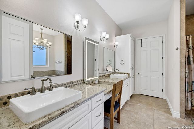 103 William Tobin, Blanco, TX 78606