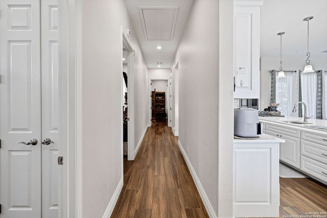 103 William Tobin, Blanco, TX 78606