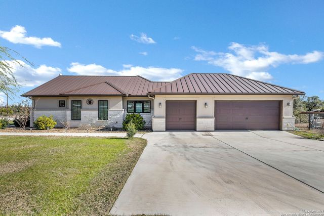 103 William Tobin, Blanco, TX 78606