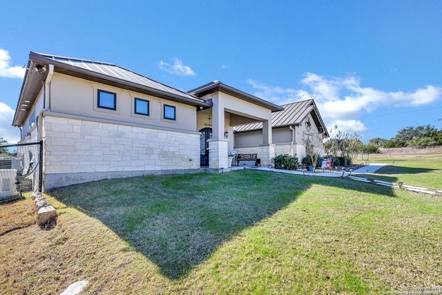 103 William Tobin, Blanco, TX 78606