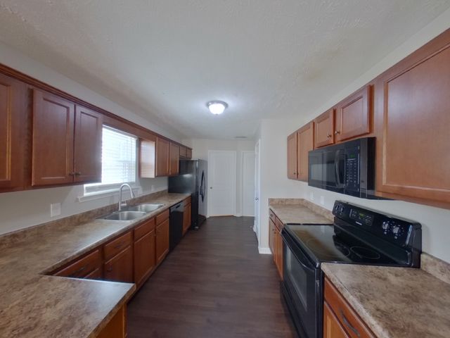 916 Coolidge Ct, Murfreesboro, TN 37128