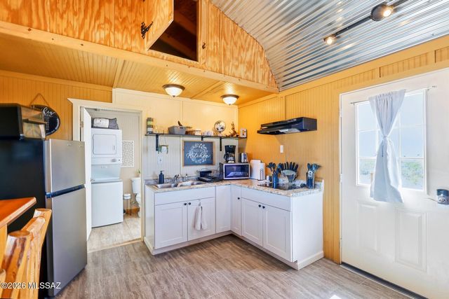 1231 S Rio Vista Road, Bisbee, AZ 85603