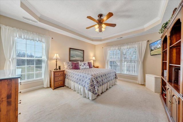 335 Camellia PL, Moneta, VA 24121