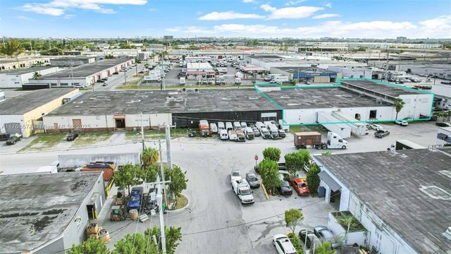 3601 NW 54th St, Hialeah, FL 33142