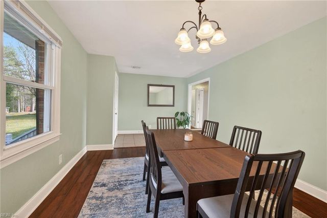 24347 Lovers LN, Windsor, VA 23487