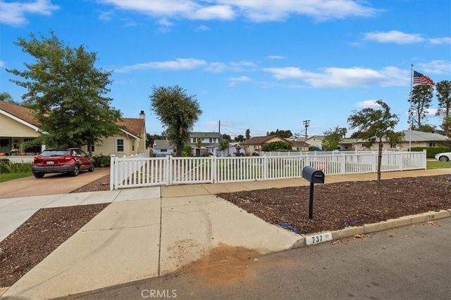 737 Edgar, Beaumont, CA 92223