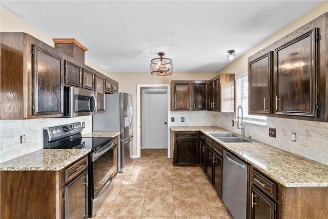 7137 Cano, Corpus Christi, TX 78414