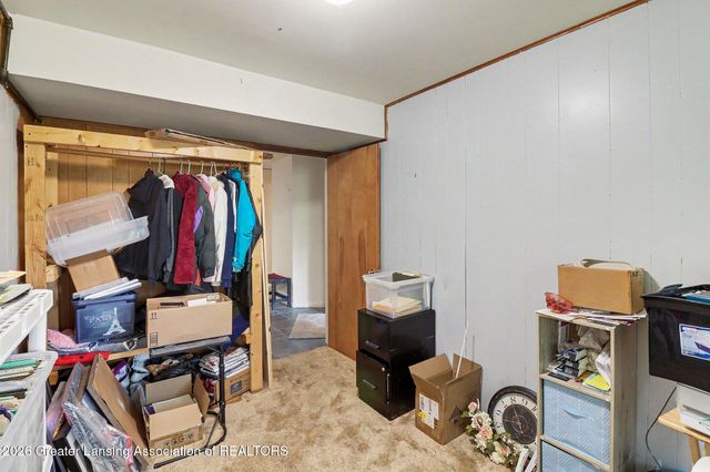 9777 Vfw Road, Eaton Rapids, MI 48827