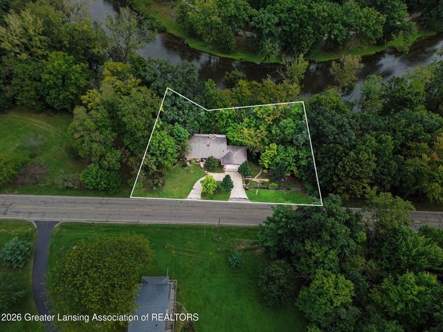 9777 Vfw Road, Eaton Rapids, MI 48827