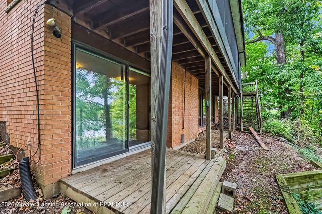 9777 Vfw Road, Eaton Rapids, MI 48827