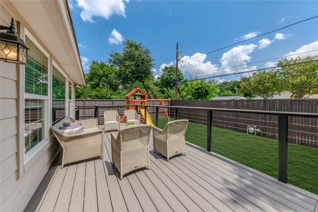 3982 Beechwood Lane, Dallas, TX 75220