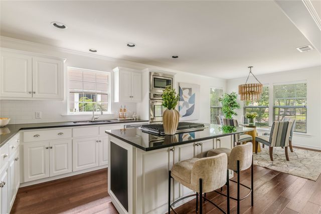 3982 Beechwood Lane, Dallas, TX 75220