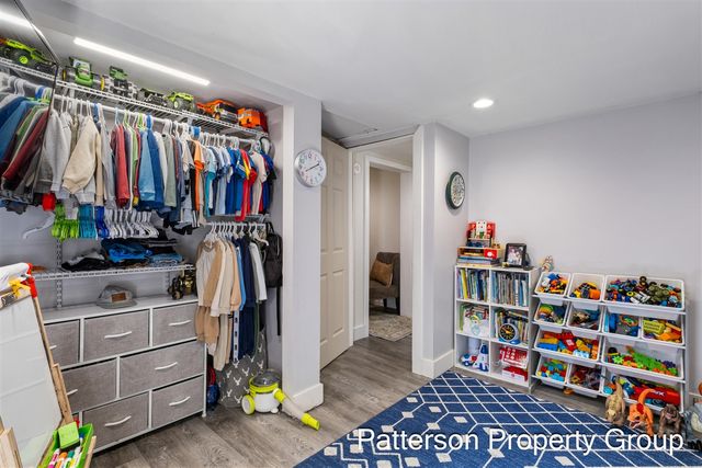 8229 E Apple Avenue, Ravenna, MI 49451