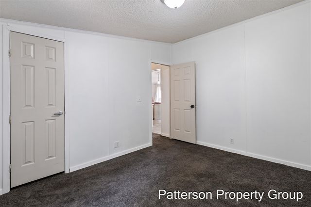 8229 E Apple Avenue, Ravenna, MI 49451