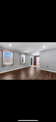 5 Vincent Drive, Attleboro, MA 02703