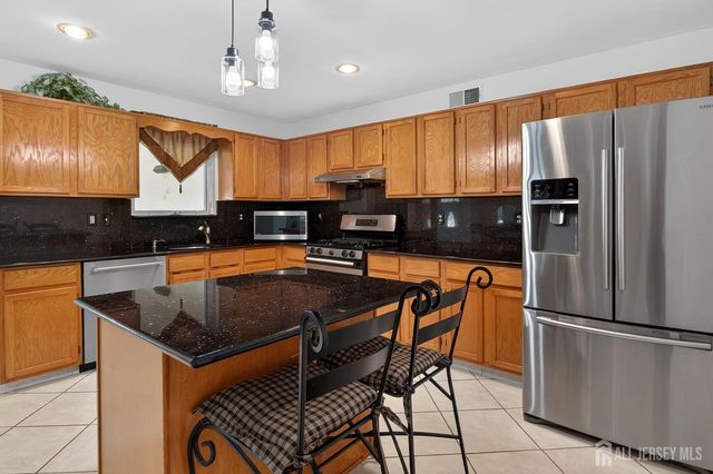 5 Dan Court, Old Bridge, NJ 08857