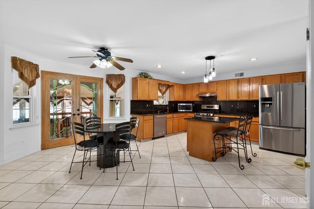 5 Dan Court, Old Bridge, NJ 08857