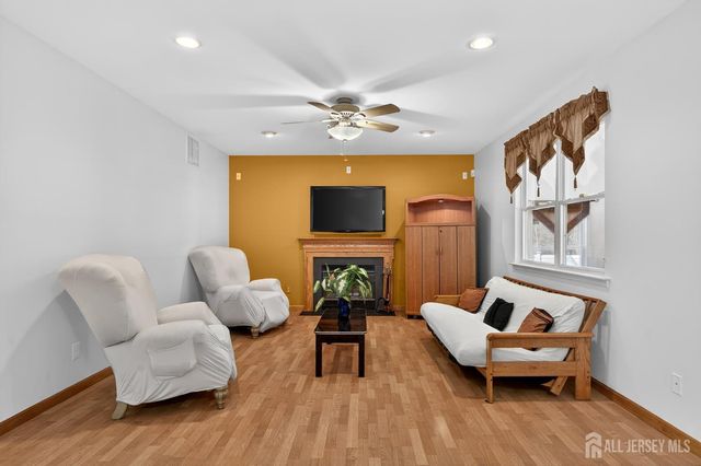 5 Dan Court, Old Bridge, NJ 08857