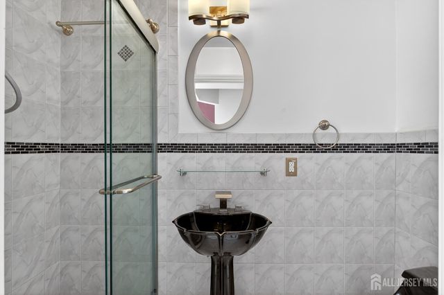 5 Dan Court, Old Bridge, NJ 08857