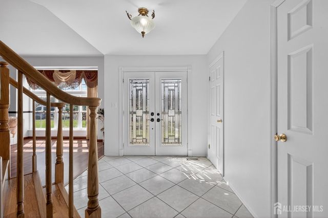 5 Dan Court, Old Bridge, NJ 08857