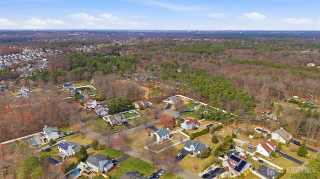 5 Dan Court, Old Bridge, NJ 08857