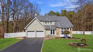 5 Dan Court, Old Bridge, NJ 08857
