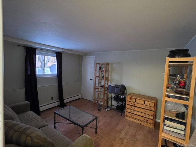 15 Canterbury Drive, Coram, NY 11727